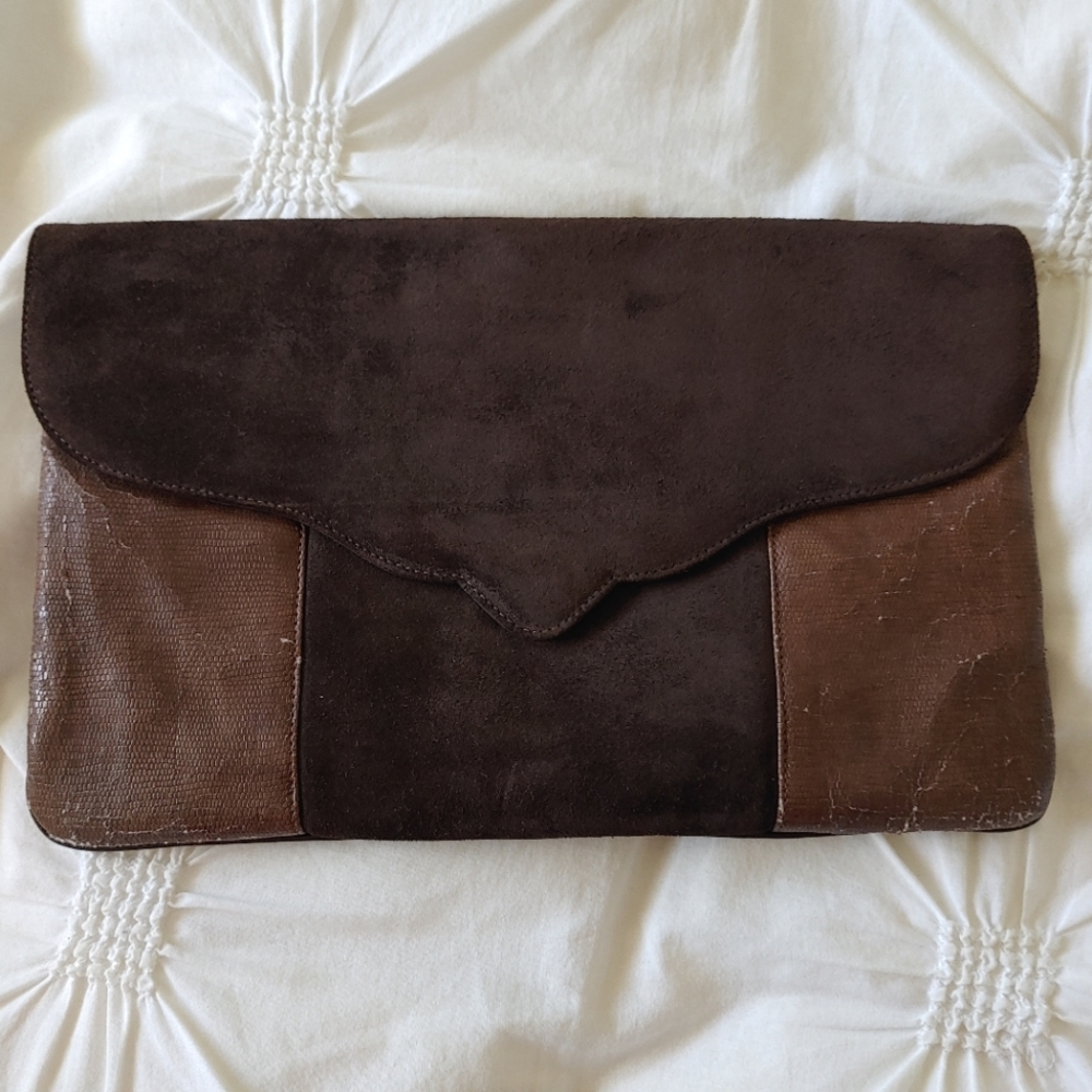 John Hort vintage 70s Judy Award brown faux suede clutch purse with chain